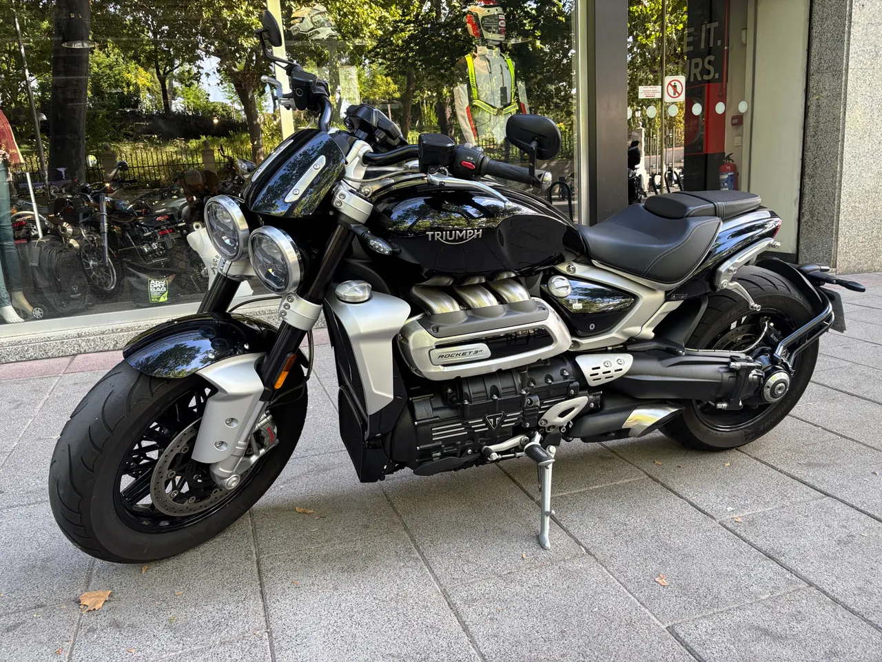 Triumph ROCKET 3 R
