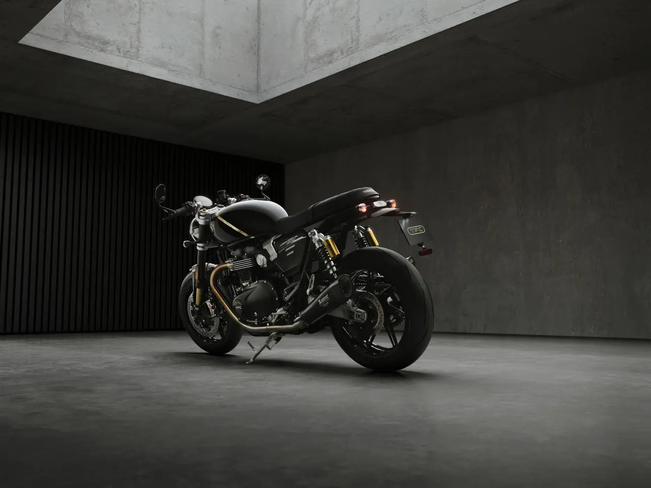 Speed Twin 1200 TFC en estudio
