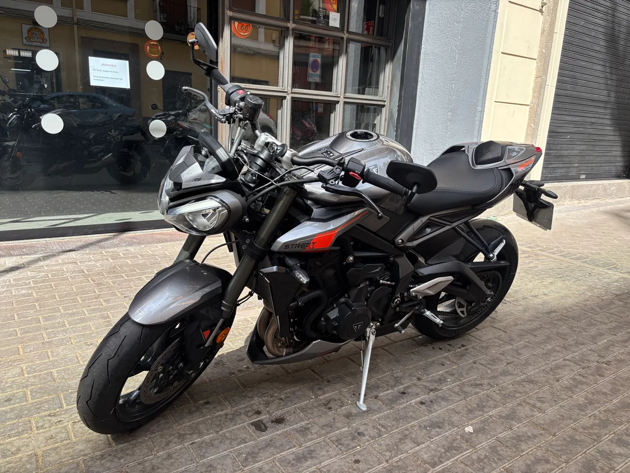 Triumph Street Triple 765 RS