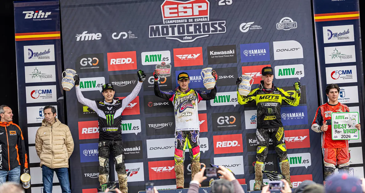 TRIUMPH CAUSA SENSACIÓN EN SU DESEMBARCO EN EL CAMPEONATO DE ESPAÑA DE MOTOCROSS