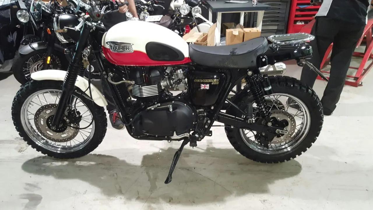 Triumph Bonneville Scrambler