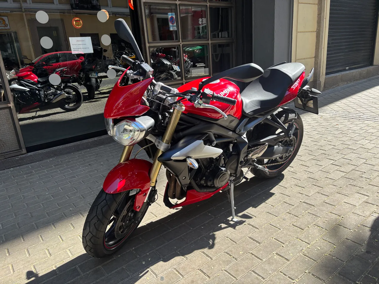 Triumph STREET TRIPLE 95CV ABS