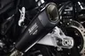 Primer plano del escape Akrapovič de la Speed Twin 1200 TFC