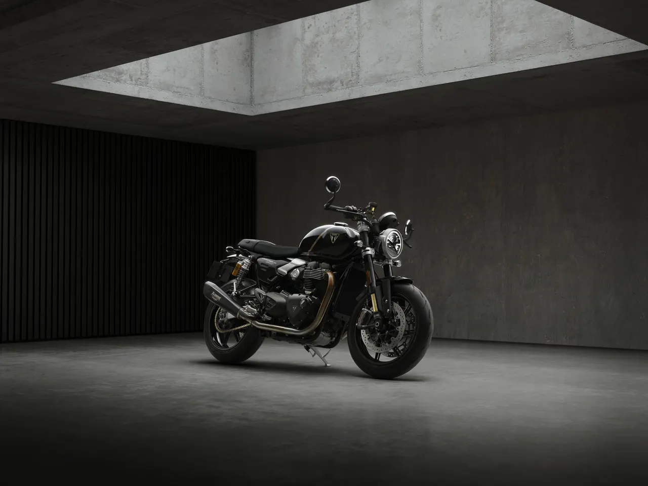 Speed Twin 1200 TFC en estudio