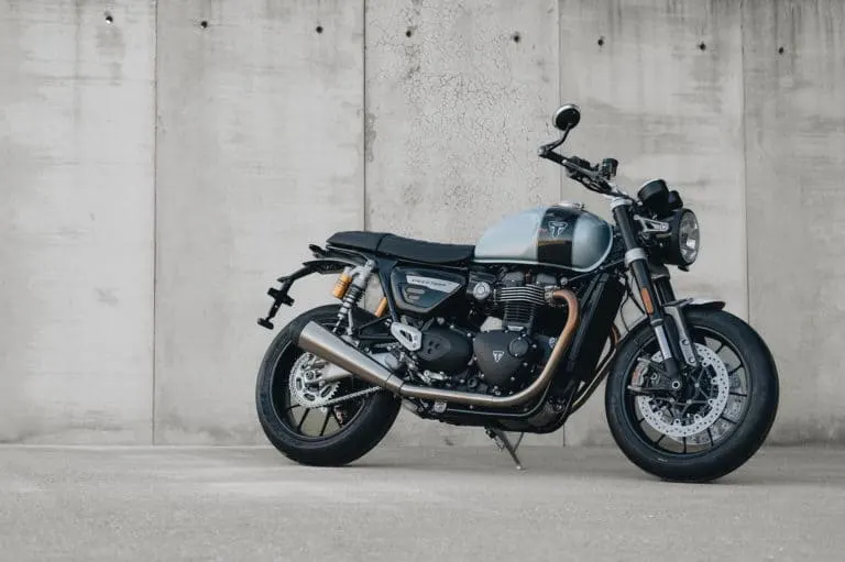 Nueva Speed Twin edición limitada - Triumph Breitling